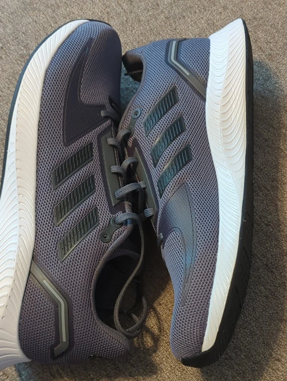 adidas lightweight athletic